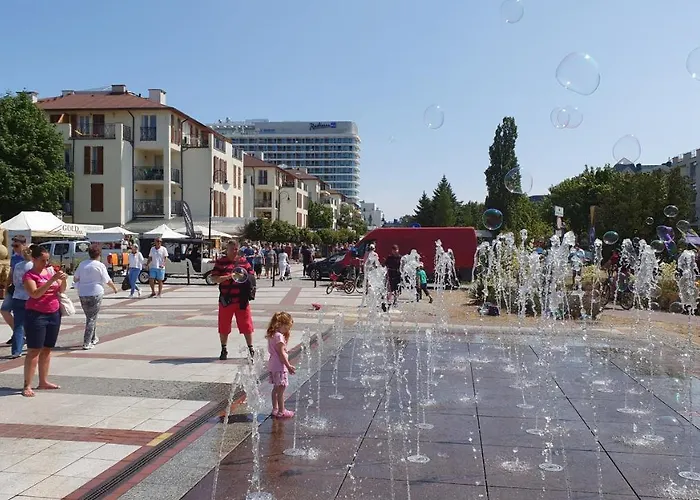 Regina Maris - Andersz Z Miejscem Postojowym